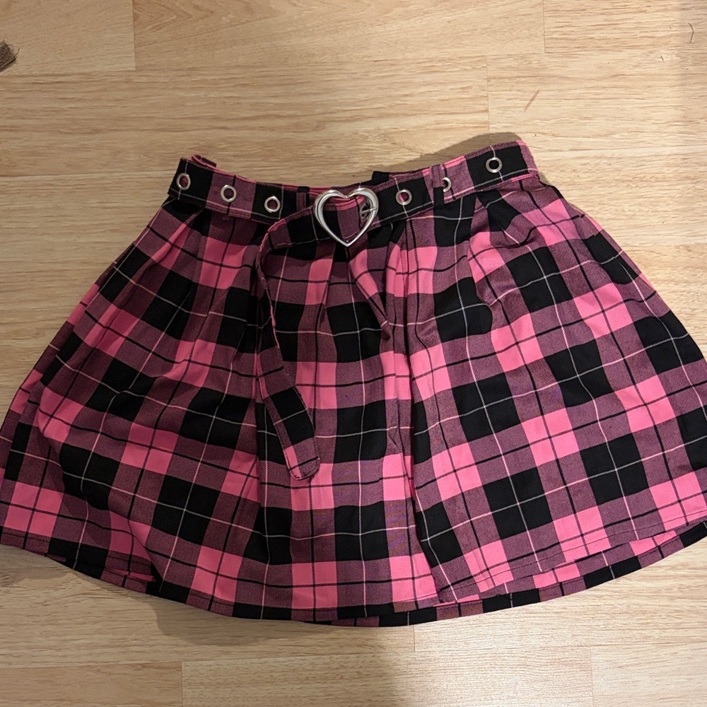 Hot Topic Pink and Black Plaid Skater Skirt with Heart Buckle Belt